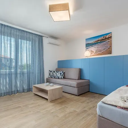 Nena I Ilka Apartment *