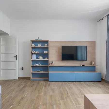 Nena I Ilka Apartment Pula